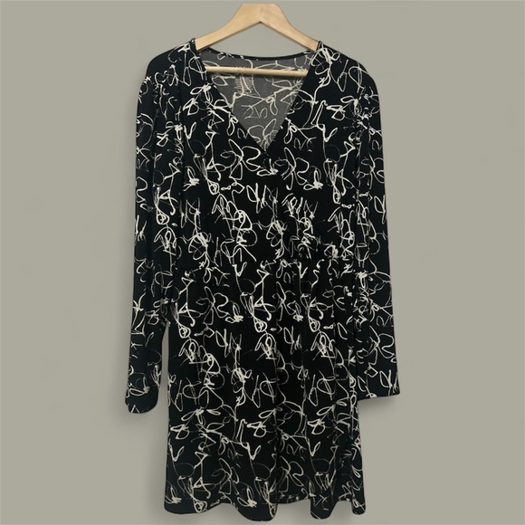 Long Sleeve Black and White Women's Dress xxl - Picture 3 of 8